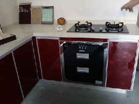 深圳龙岗横岗橱柜定做 专业生产、技术与服务，打造理想厨房空间